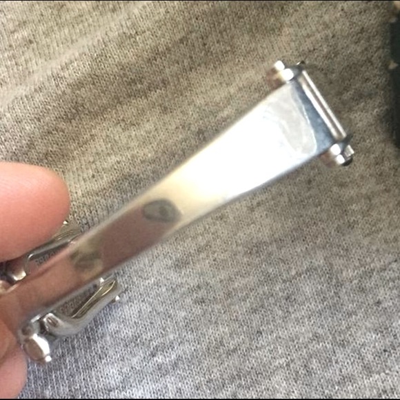 ❤️💚🤍Vintage Gucci Watch!❤️💚🤍 - Picture 2 of 9